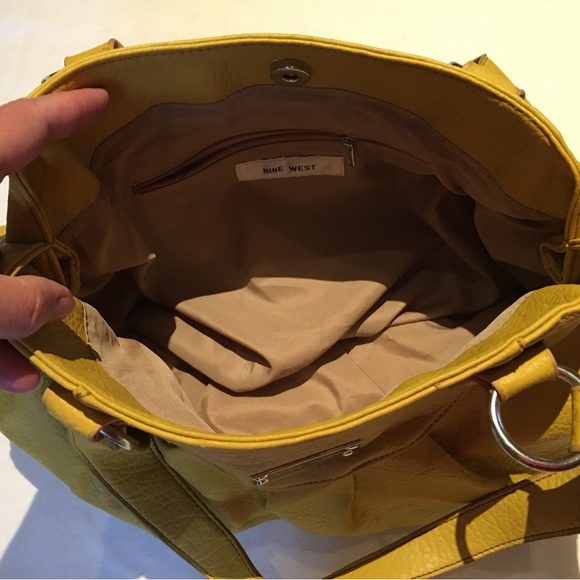 Handbag - Picture 4 of 5